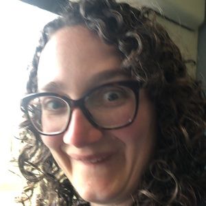 Meet your Posher, Kara